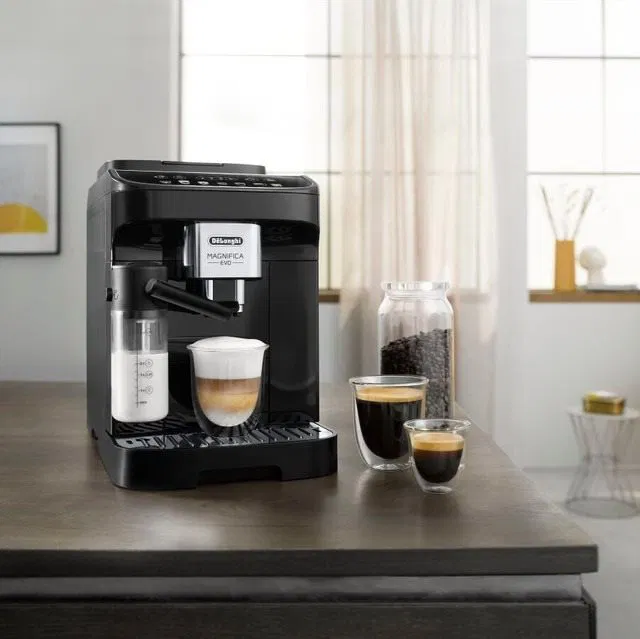 DE'LONGHI Magnifica Evo ECAM 290.61 Black