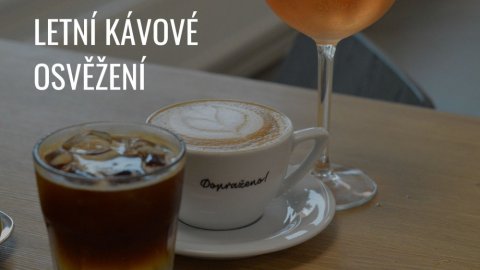 5 letních drinků z kávy, které frčí