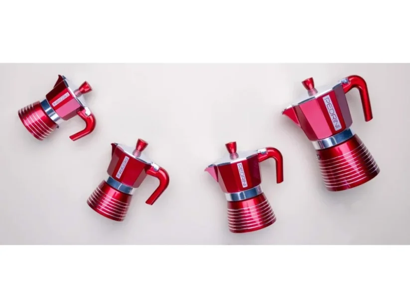 Moka konvička Pedrini Infinity červená - Velikost porce moka: 6 porcí