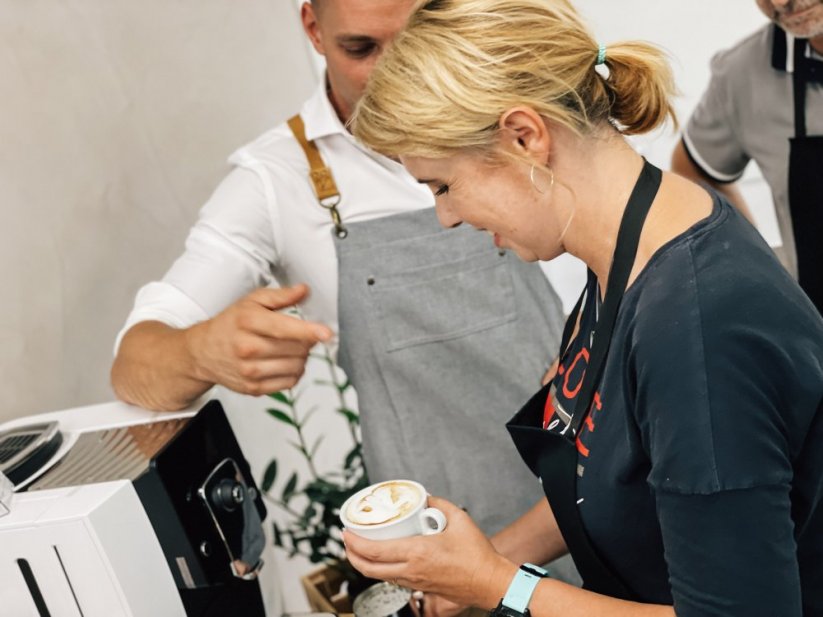 Kurz Dokonalé espresso a cappuccino na domácím kávovaru - Termíny: Dárkový poukaz