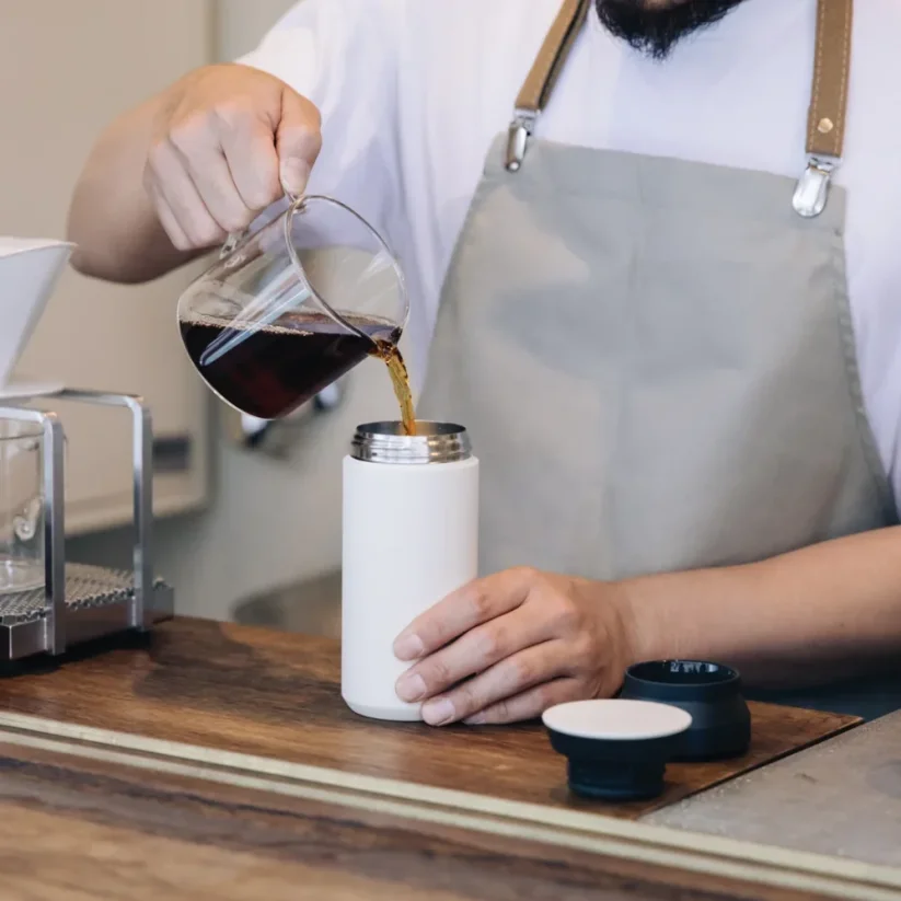 Kinto cestovní termoska bílá 350 ml