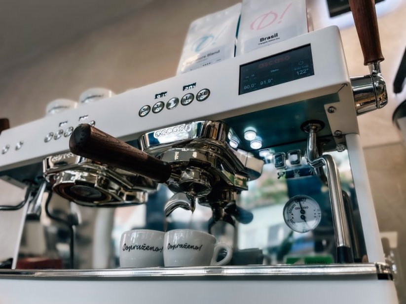 Kávovar Ascaso Barista T plus 2GR 2024 - Varianta kávovaru: Černá