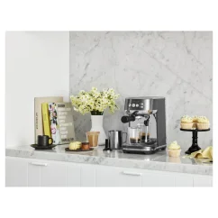 Kávovar Sage BAMBINO™ PLUS SES500BST