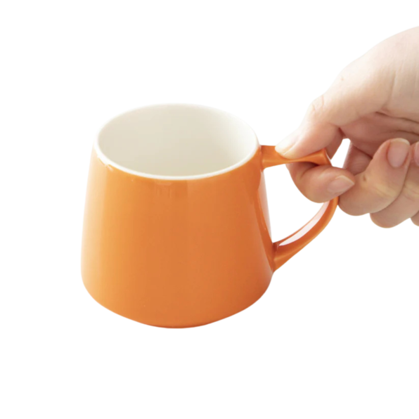 Origami Aroma porcelánový hrnek 320 ml oranžový