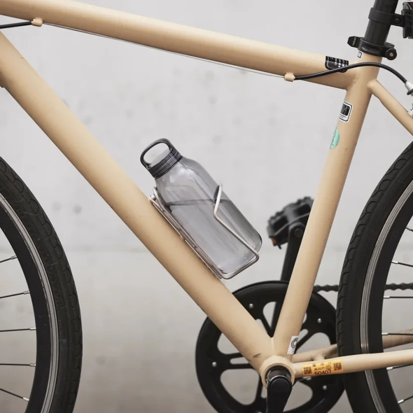 Kinto plastová láhev na vodu 950 ml čirá