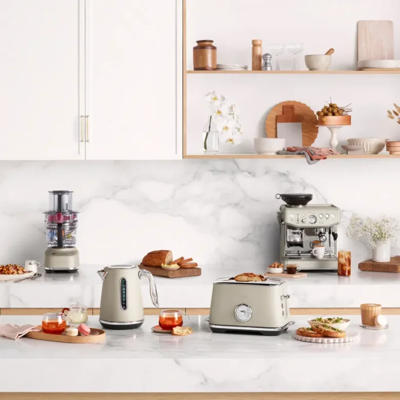 Kávovar Sage SES876ALM Almond Nougat