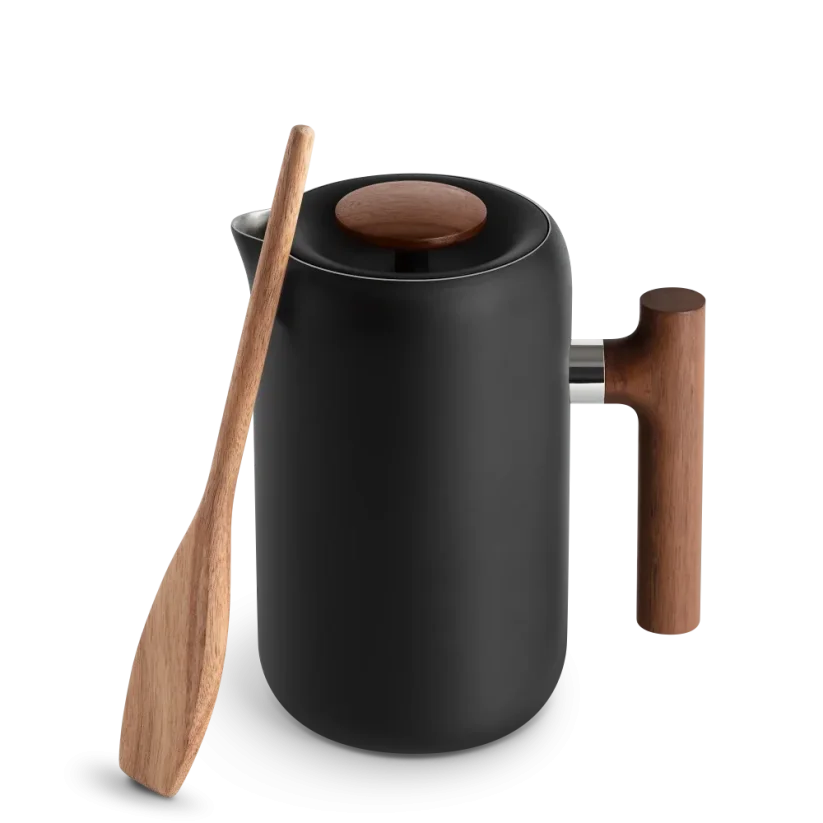 Fellow Clara French Press 700 ml čierny s drevenou rukoväťou