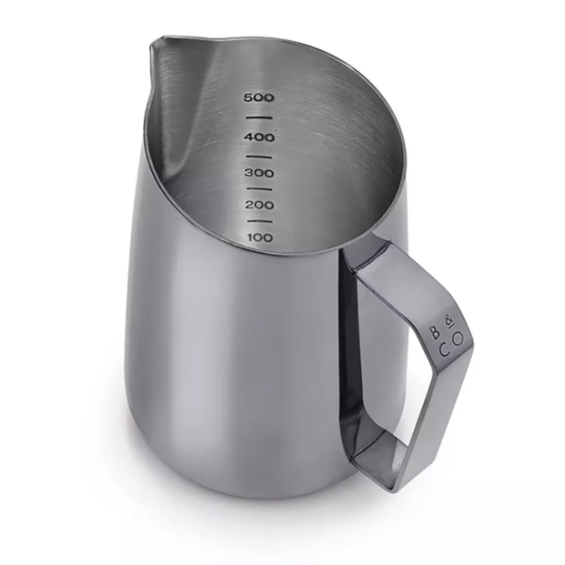 Barista &amp; Co Dial In kanvička na mlieko 600 ml čierna