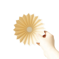 Origami keramický dripper M matně béžový