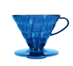 Plastový dripper Hario transparentný V60-02 modrý