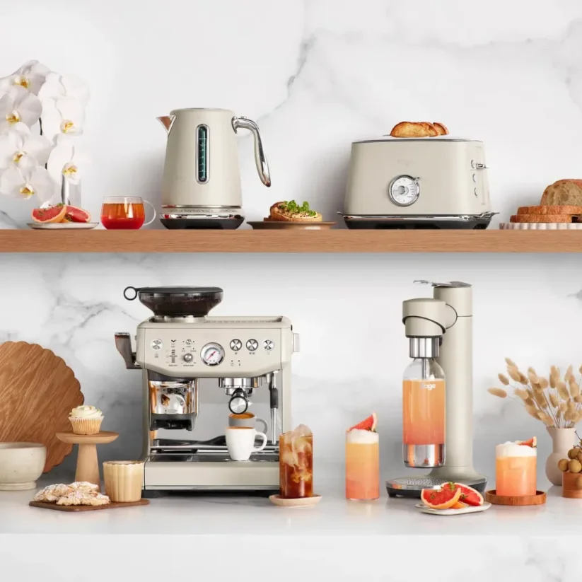 Kávovar Sage SES876ALM Almond Nougat