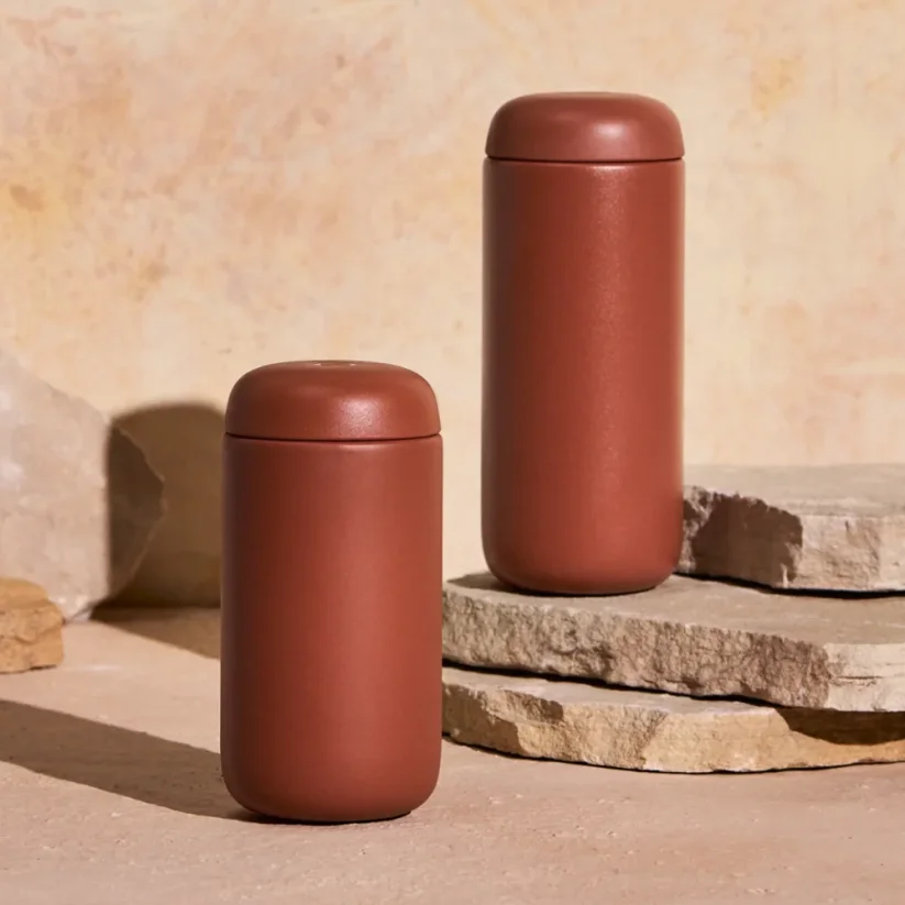 Fellow Carter Move Mug termohrnek 355 ml Sienna