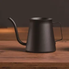 Hario Mini Drip Kasuya konvice k nalévání vody 300 ml černá
