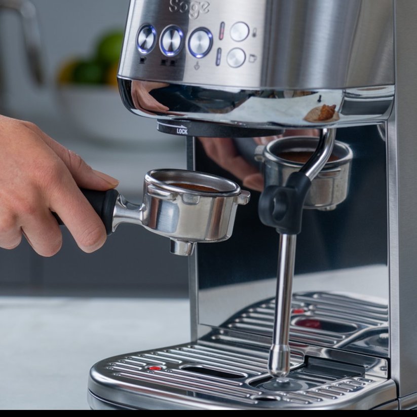 Kávovar Sage BAMBINO™ PLUS SES500BTR