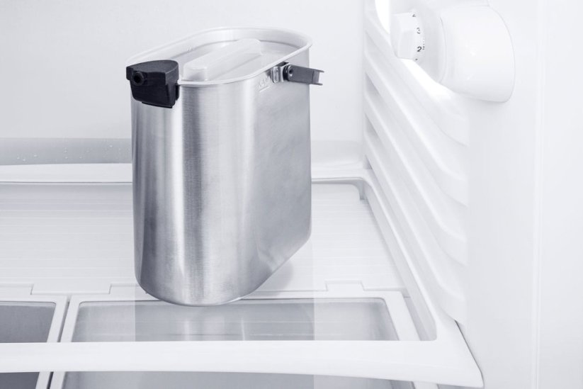 JURA Cool Control 2,5 l černá