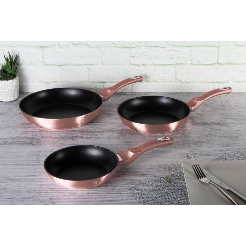 BERLINGERHAUS Sada panvíc s titánovým povrchom 3 ks I-Rose Collection