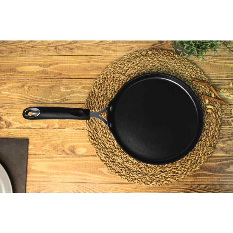 BERLINGERHAUS Pánev na palačinky s titanovým povrchem 28 cm Black Professional Line