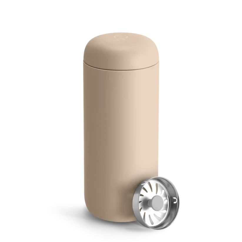 Fellow Carter Move Hrnček 473 ml béžový