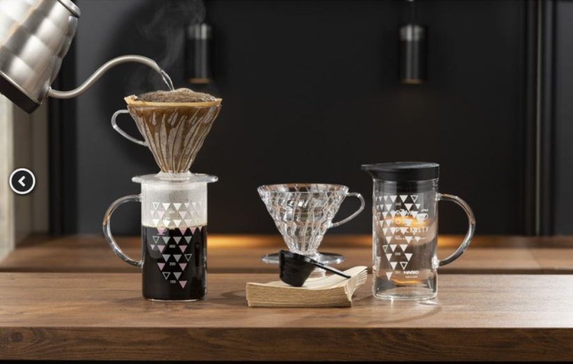 Hario sada Dripper and Thermo V60 Colour Server