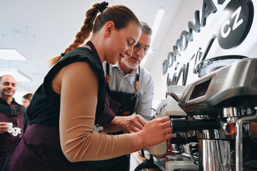Sage Barista kurz - příprava espressa a cappuccina - Termíny: 20.9.2026 Praha - Tom